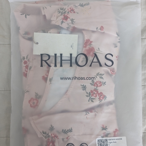 Rihoas light pink midi dress - Picture 4 of 4